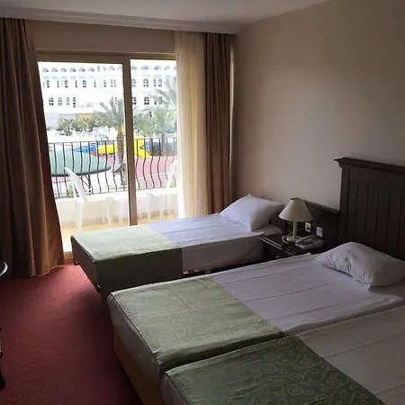Palm Dor Hotel 4*